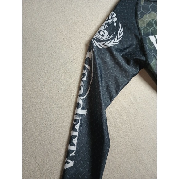 Ironfist Rash Guard Compression Shirt Long Sleeve Camo‎ Gym Vendetta XS Camo G - Picture 5 of 9